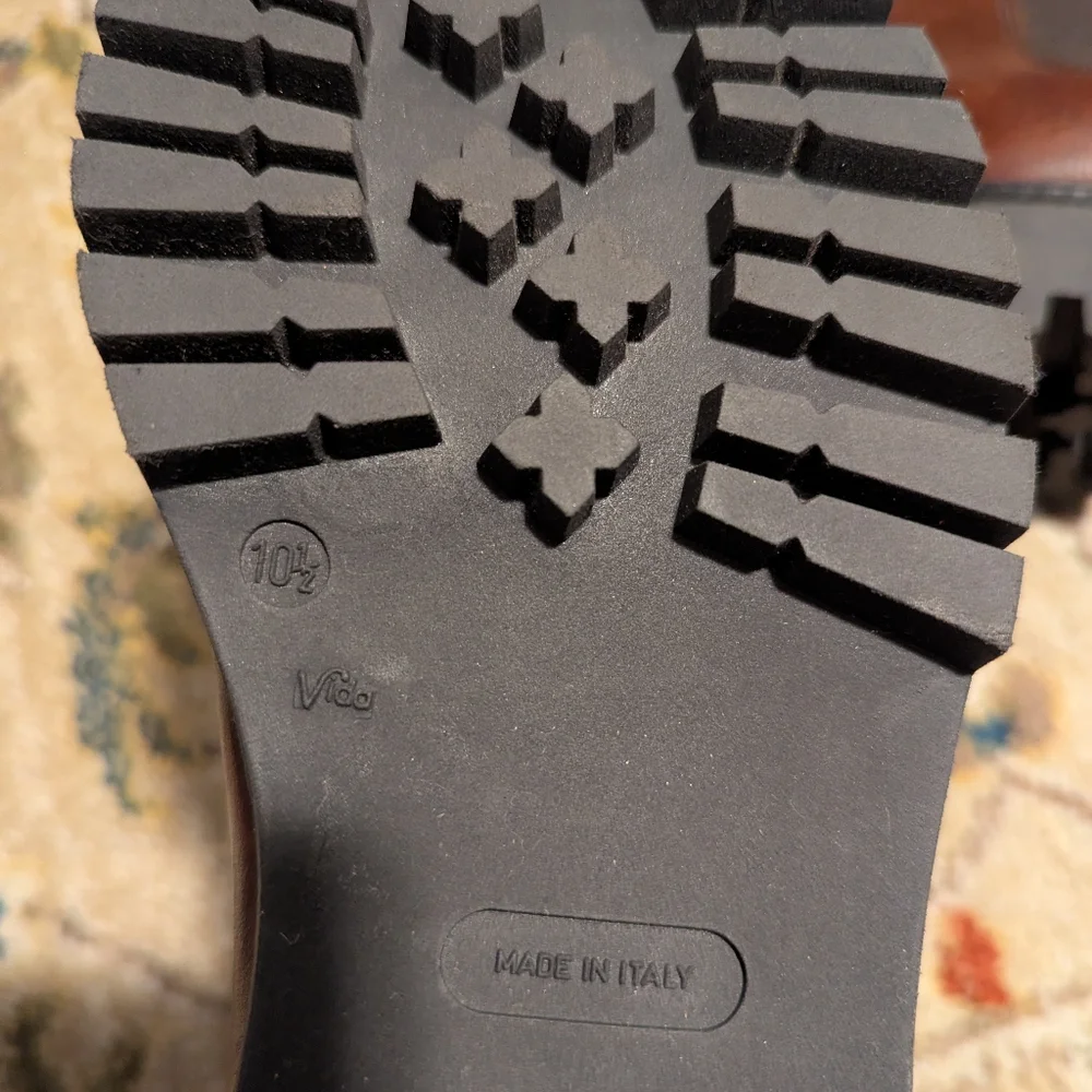 Bruno Magli Ramiro Chelsea Boot In Rust - Picture 8 of 9